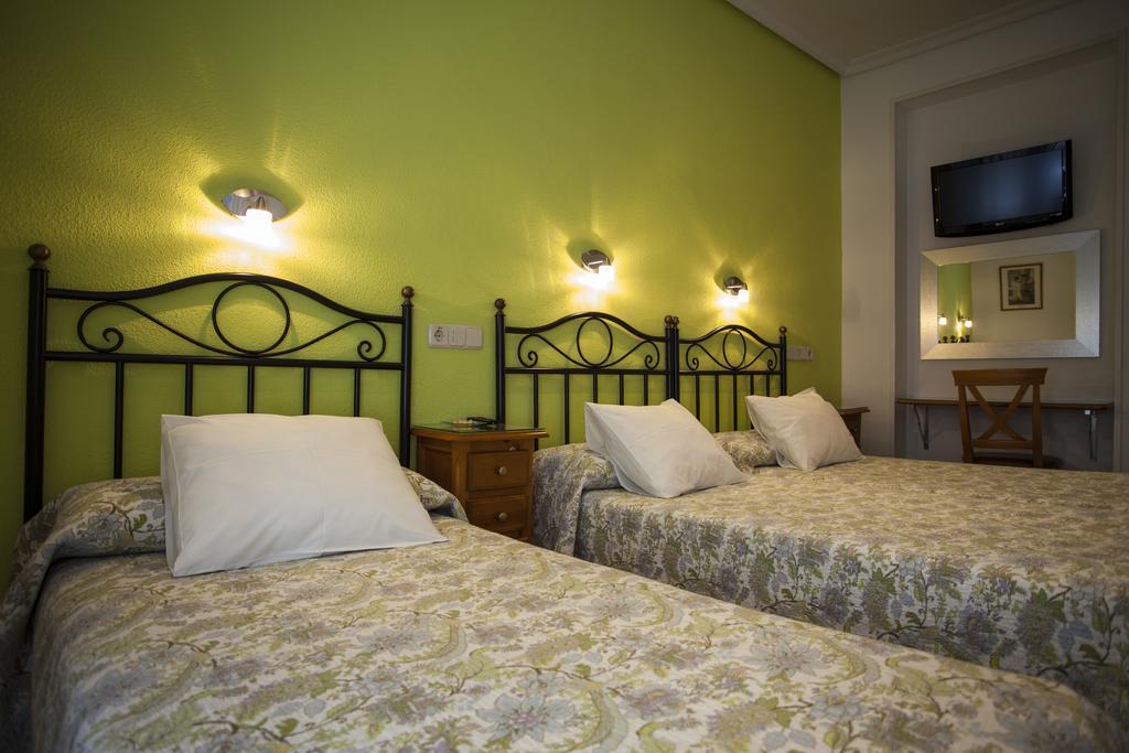 Ava Casa de hóspedes Madri